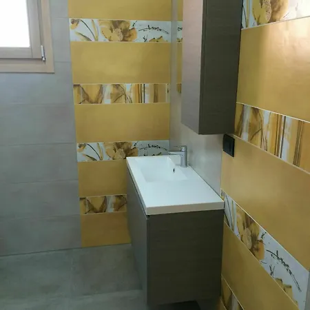 Azalea فندق مبيت وإفطار *